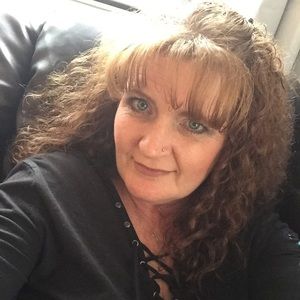 Meet your Posher, Christy